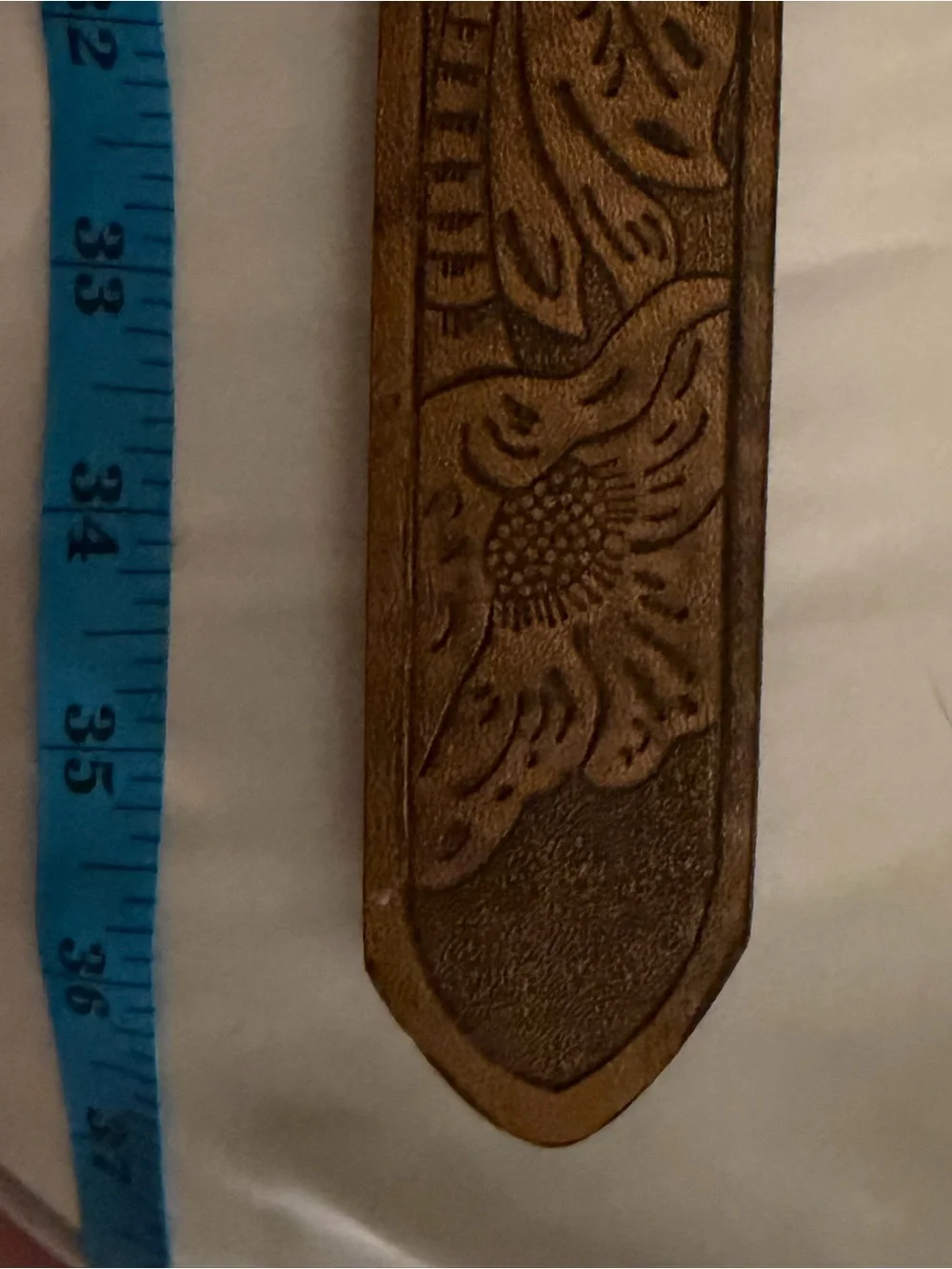 NWOT Non Leather Western Silver/Gold Longhorn Buckle Brown Embossed Belt. 37”